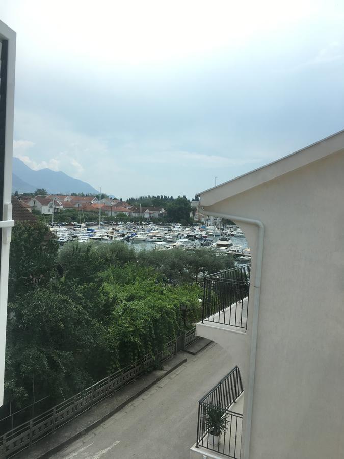 Pakovo Apartments Andrija Tivat Luaran gambar